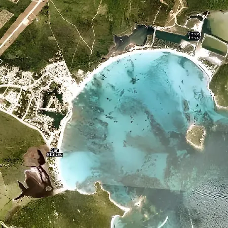 Villa Charmante A Porto-Vecchio Avec Vue Sur La Montagne. *