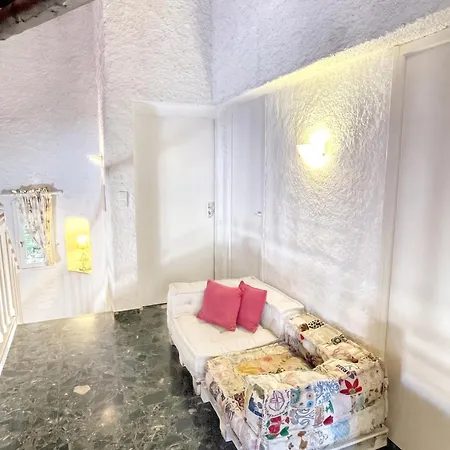 Villa Charmante A Porto-Vecchio Avec Vue Sur La Montagne. Villa