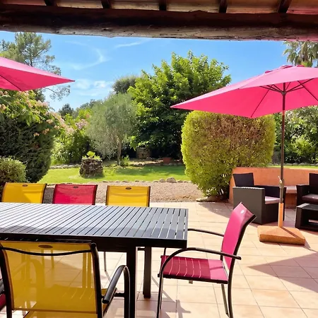 Villa Charmante A Porto-Vecchio Avec Vue Sur La Montagne. * Porto-Vecchio (Corsica)