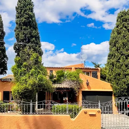 Villa Charmante A Porto-Vecchio Avec Vue Sur La Montagne. Villa Porto-Vecchio (Corsica)